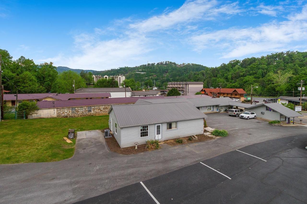 Gatlinburg Mountain Inn Eksteriør bilde